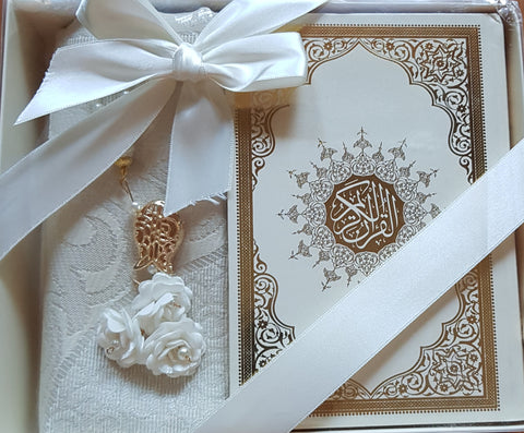 Coffret cadeau blanc : Coran arabe intégral (19 x 14) + tapis de prière + tasbih